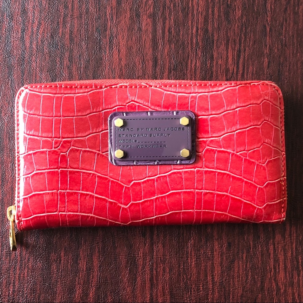 MARC BY MARC JACOBS Red Patent Leather Wallet